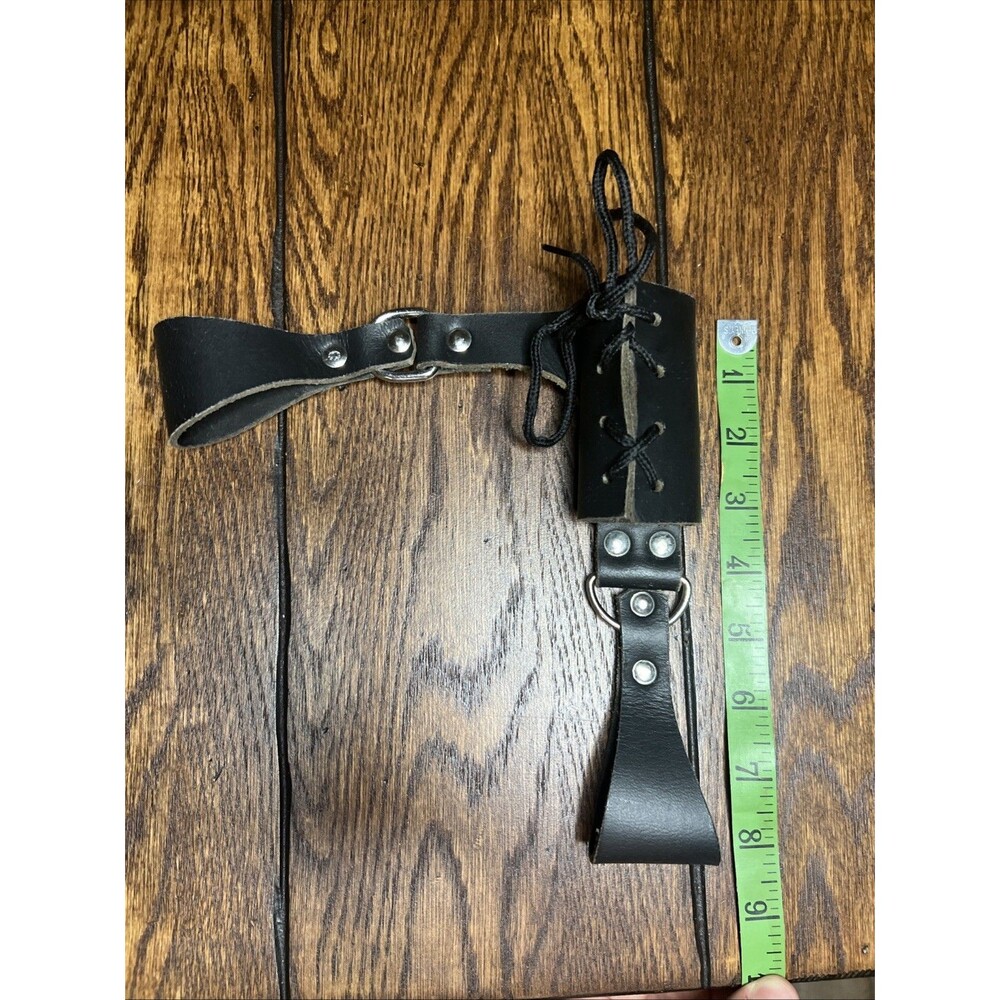 Rapier Dagger Sword Frog Laced Black Leather Holder Hanger LARP